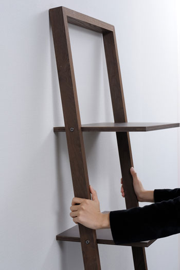 壁に立て掛ける本棚　棚板取り付け方法